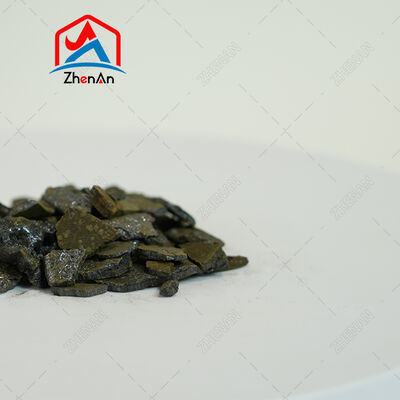 Serpihan Vanadium Pentoksida Kelas Industri V2O5 Kemurnian 98% untuk Aplikasi Ferrovanadium dan Katalis